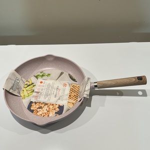 🌸NEW masterclass 💜 PREMIUM COLLECTION SKILLET NON STICK WITH TAGS LAVENDER.